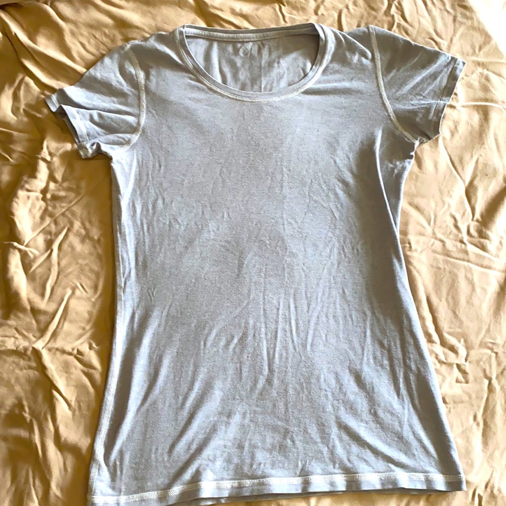 Lululemon 6 Pima 5 year T shirt Top Striped